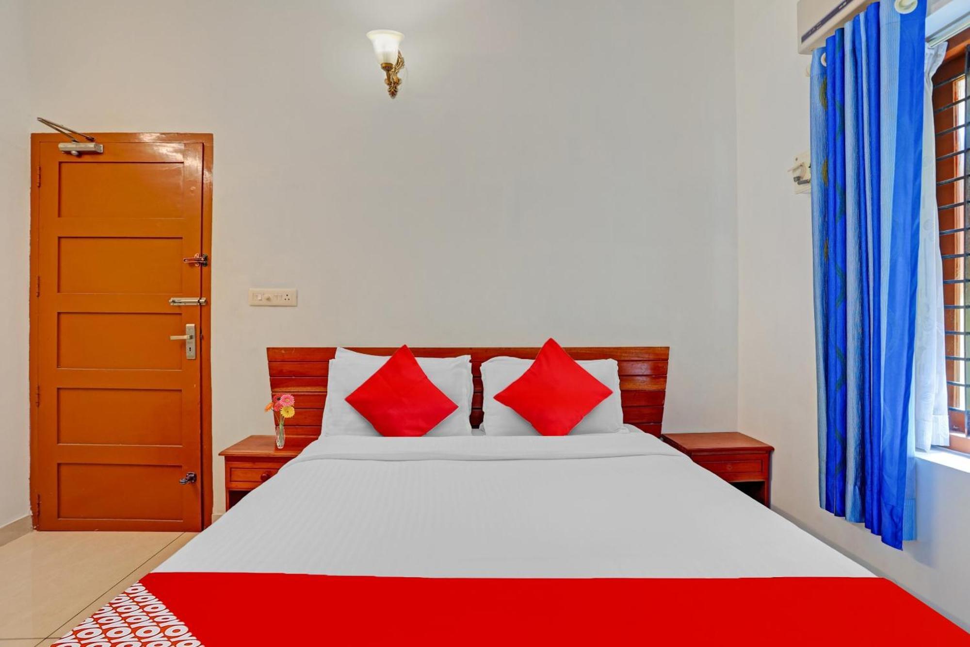 Flagship Hotel Adara Residency Thiruvananthapuram Exterior foto